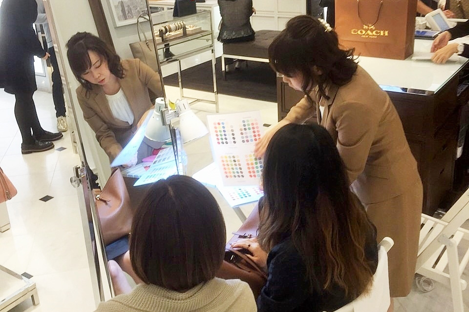 あべのハルカス店パーソナルカラー診断イベント風景