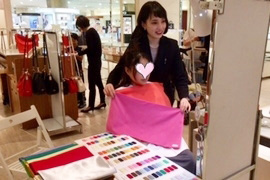 梅田大丸店パーソナルカラー診断イベント風景