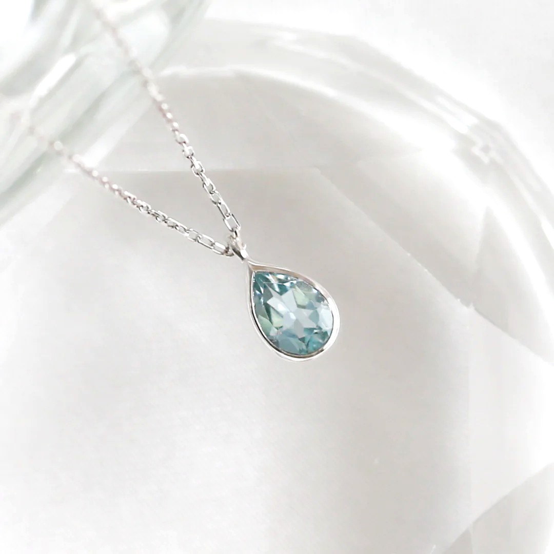 ブルべ夏に似合うジュエリー