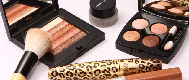 メイクアップアドバイザー